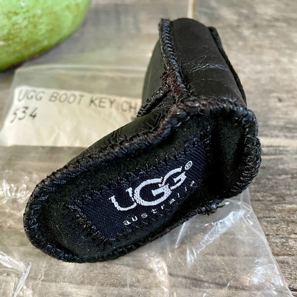 UGG Boot Keychain, NWT - Picture 1 of 2